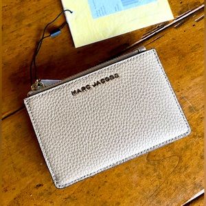 Marc Jacobs zip wallet / card holder